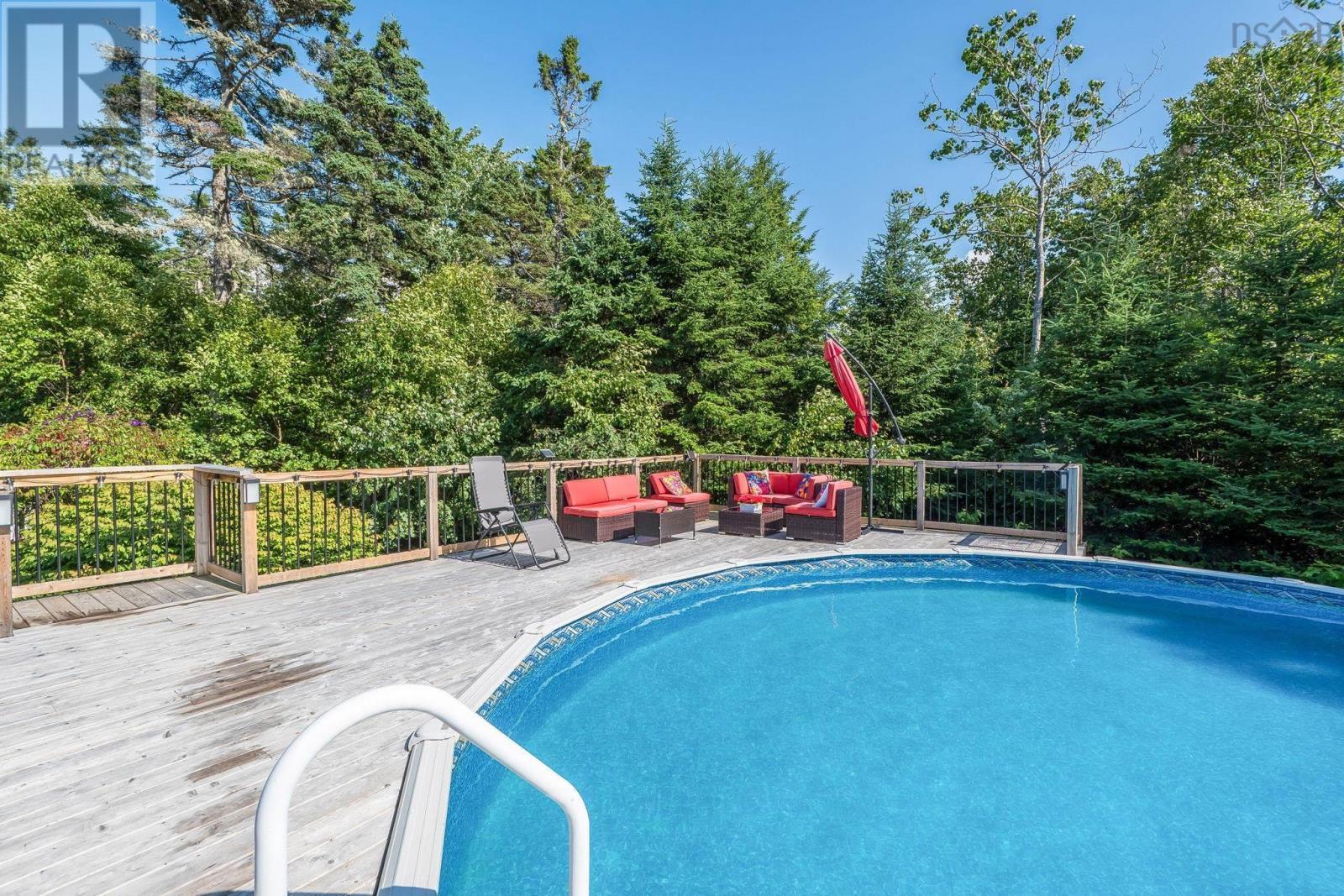 6 Spruce Lane Property Photo 43