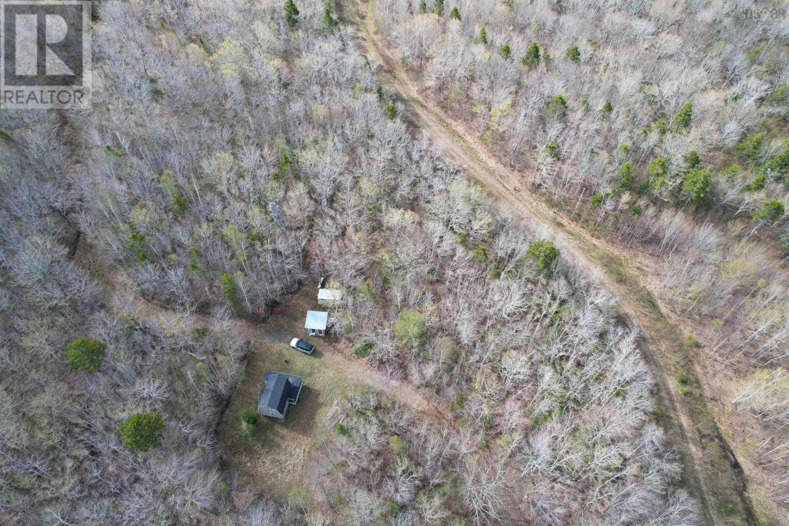 Shore Road W Property Photo 8