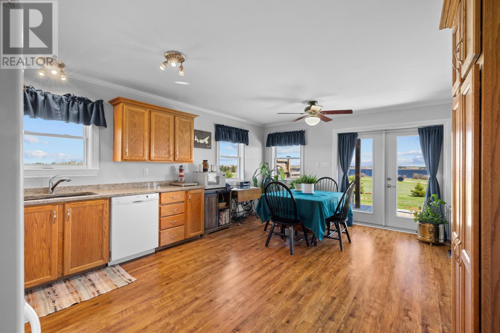 54 Hatton Road Property Photo 3