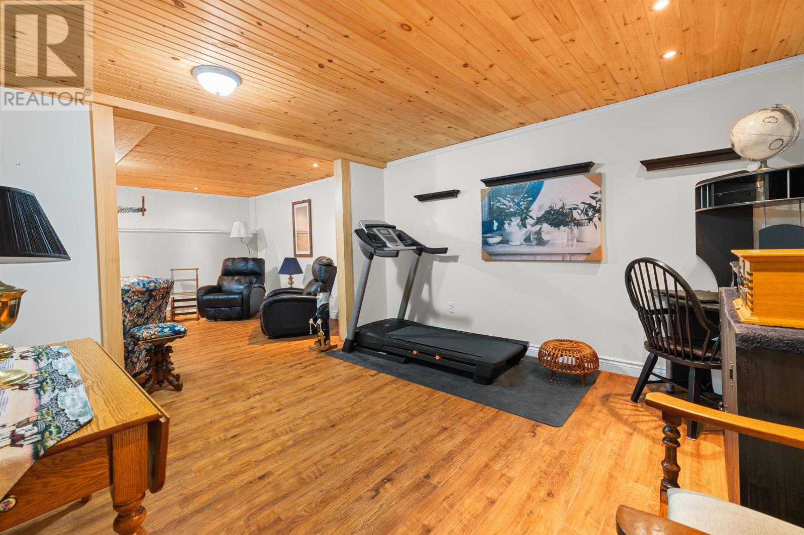 54 Hatton Road Property Photo 36