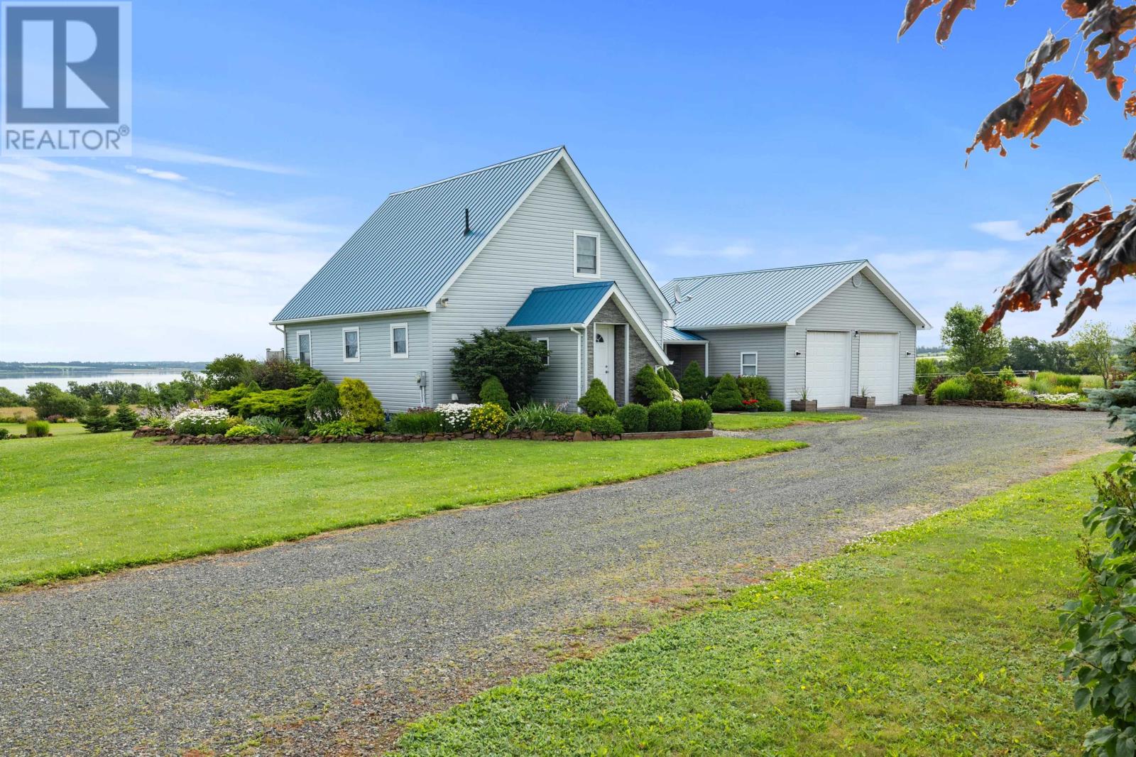 54 Hatton Road Property Photo 40