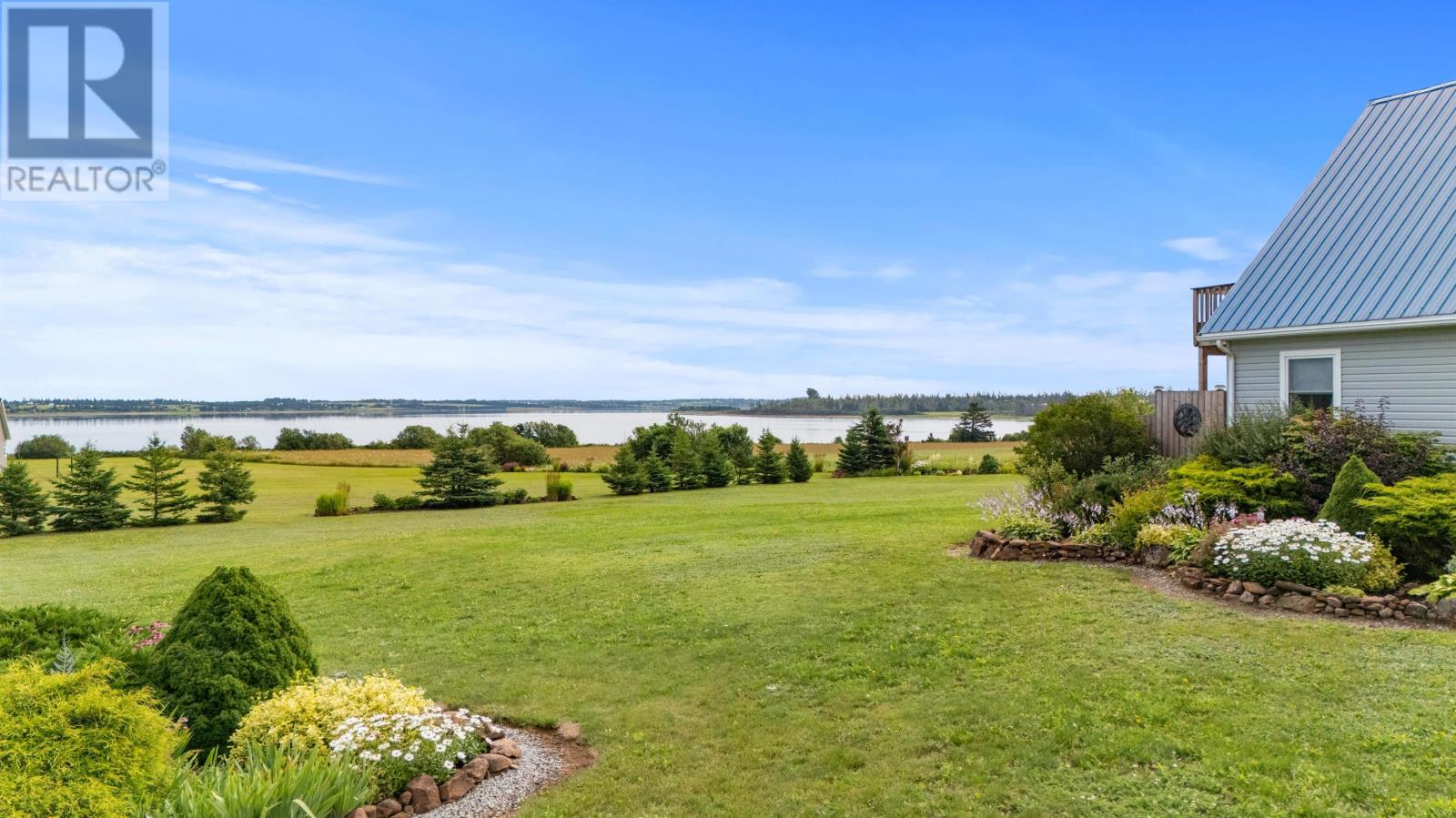 54 Hatton Road Property Photo 44