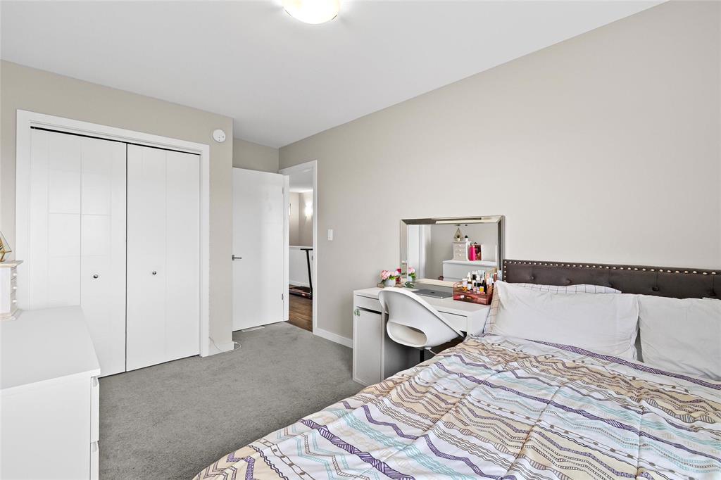 367 Cartesian Gate Property Photo 15