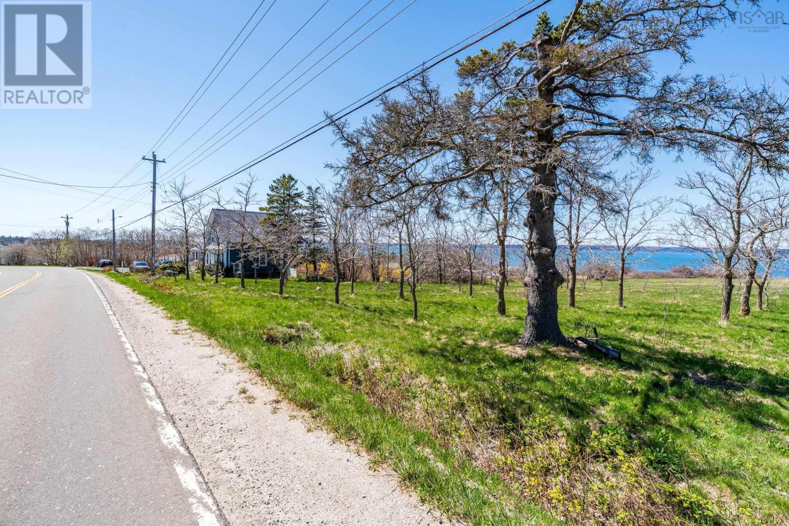 Lot No.1 Highway Property Photo 5