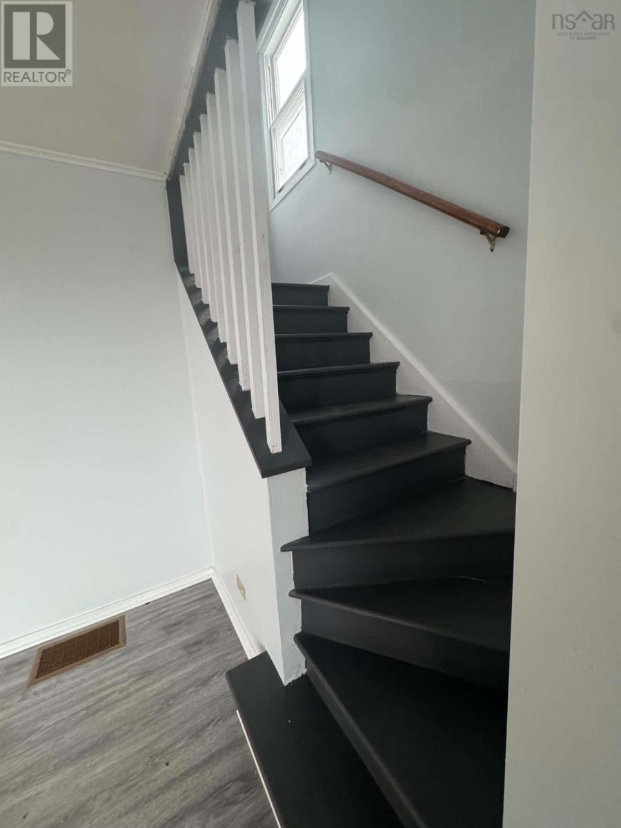 24 Hillside Drive Property Photo 13