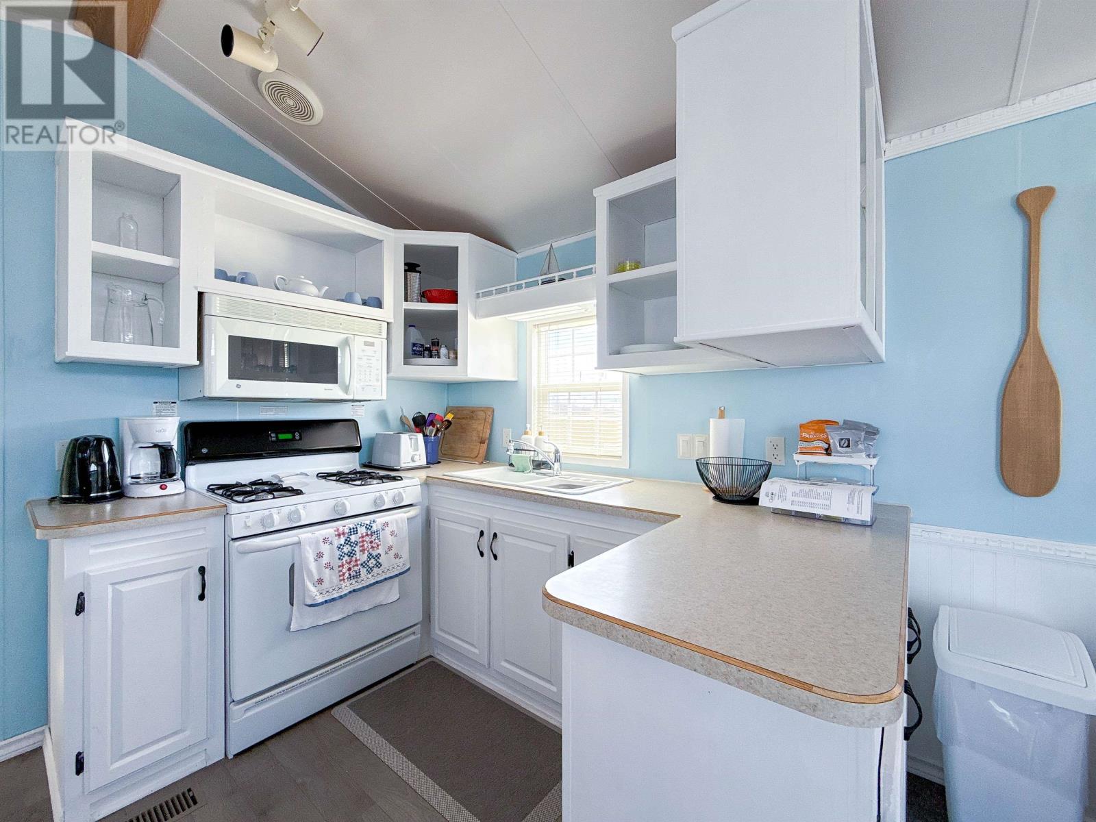 81 Bearisto Drive Property Photo 12