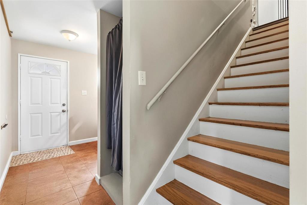 646 Herbert Avenue Property Photo 8