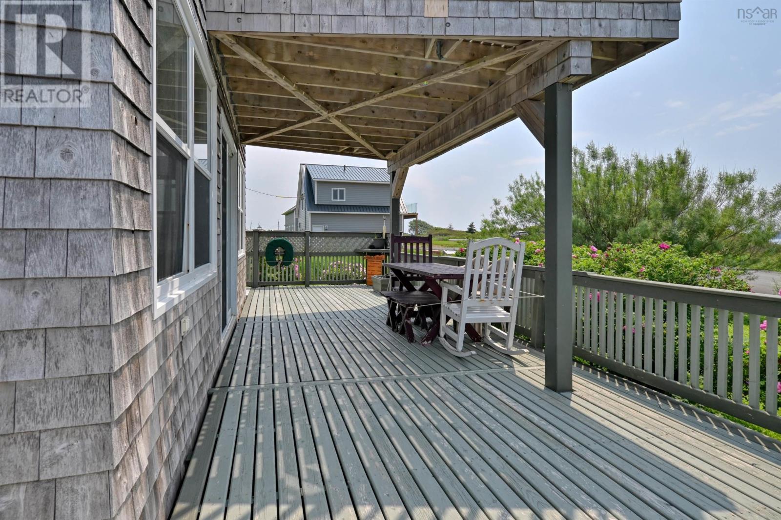 1 Bayberry Road Property Photo 9