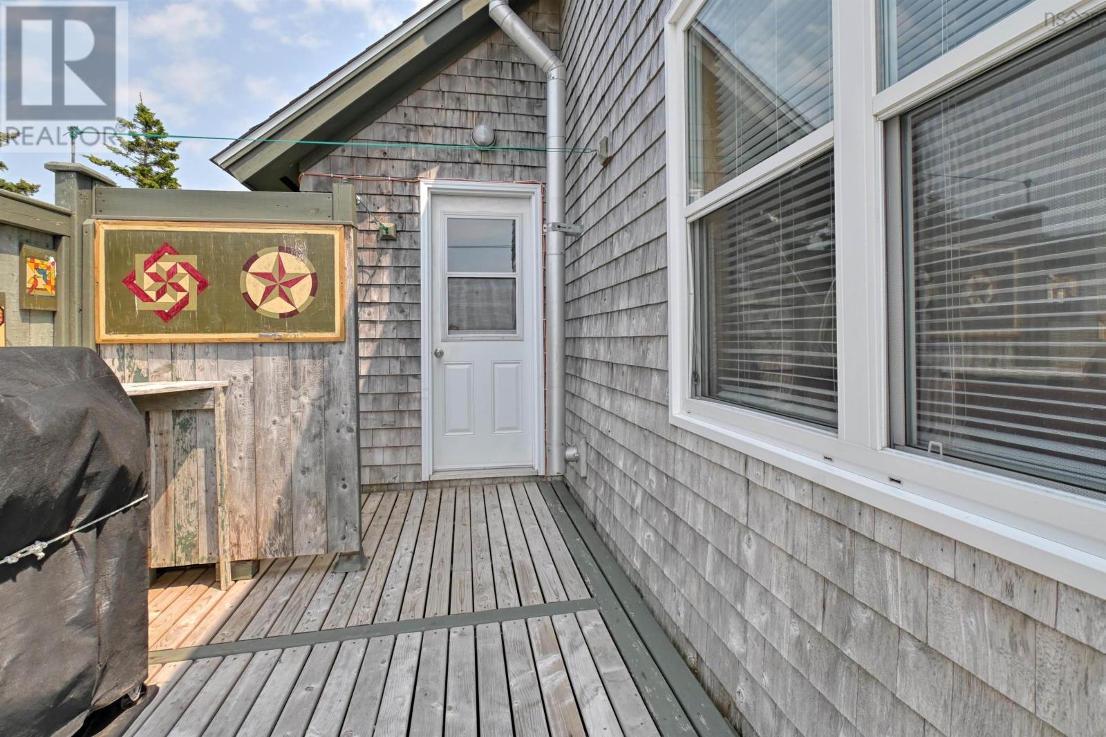 1 Bayberry Road Property Photo 12