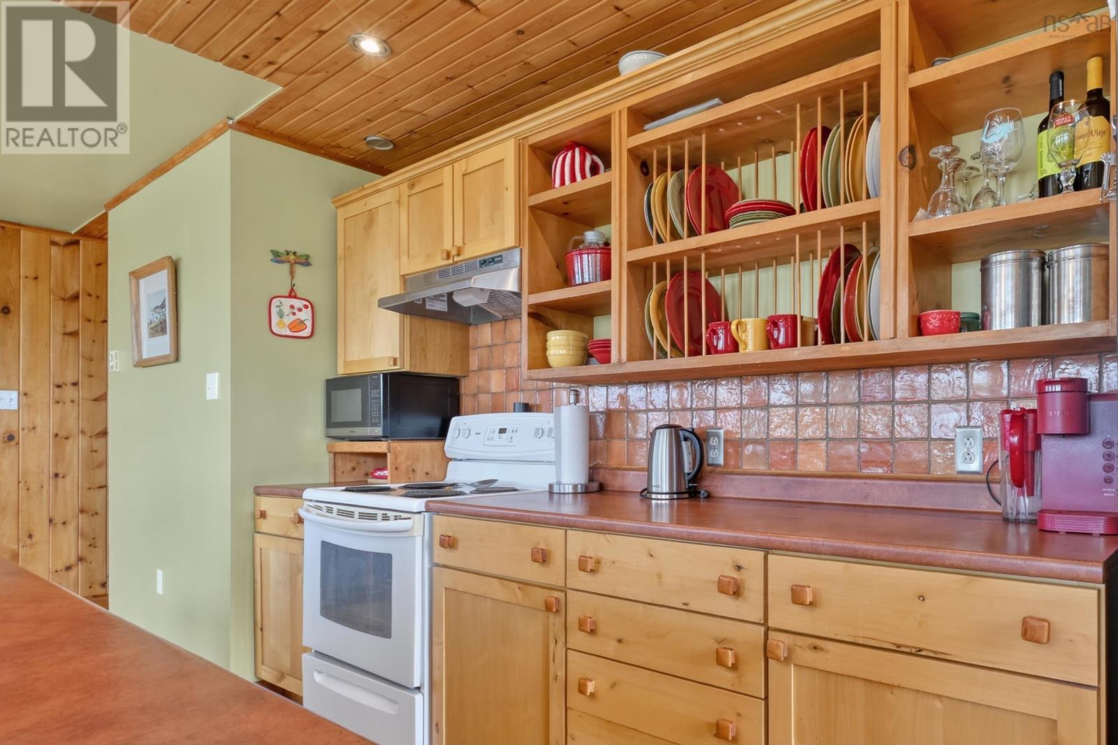 1 Bayberry Road Property Photo 26