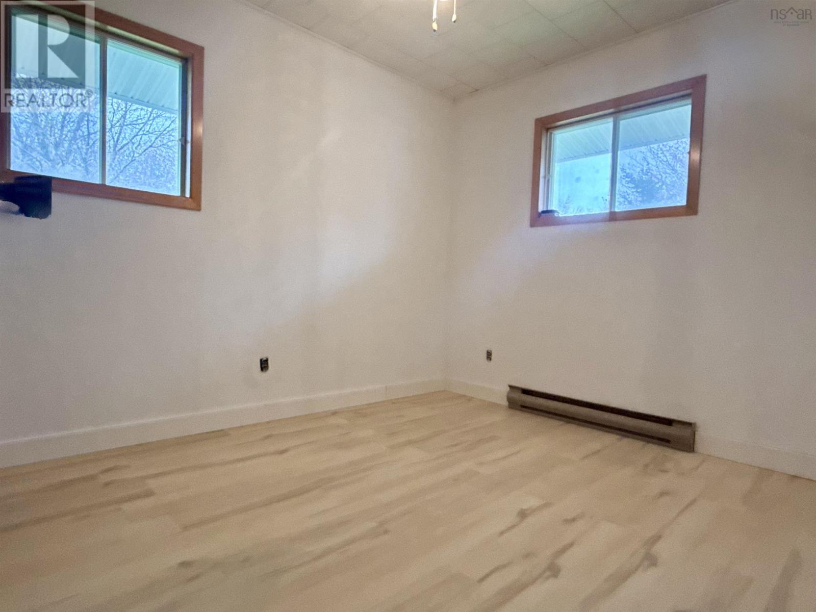 268 Stoney Island Road Property Photo 12