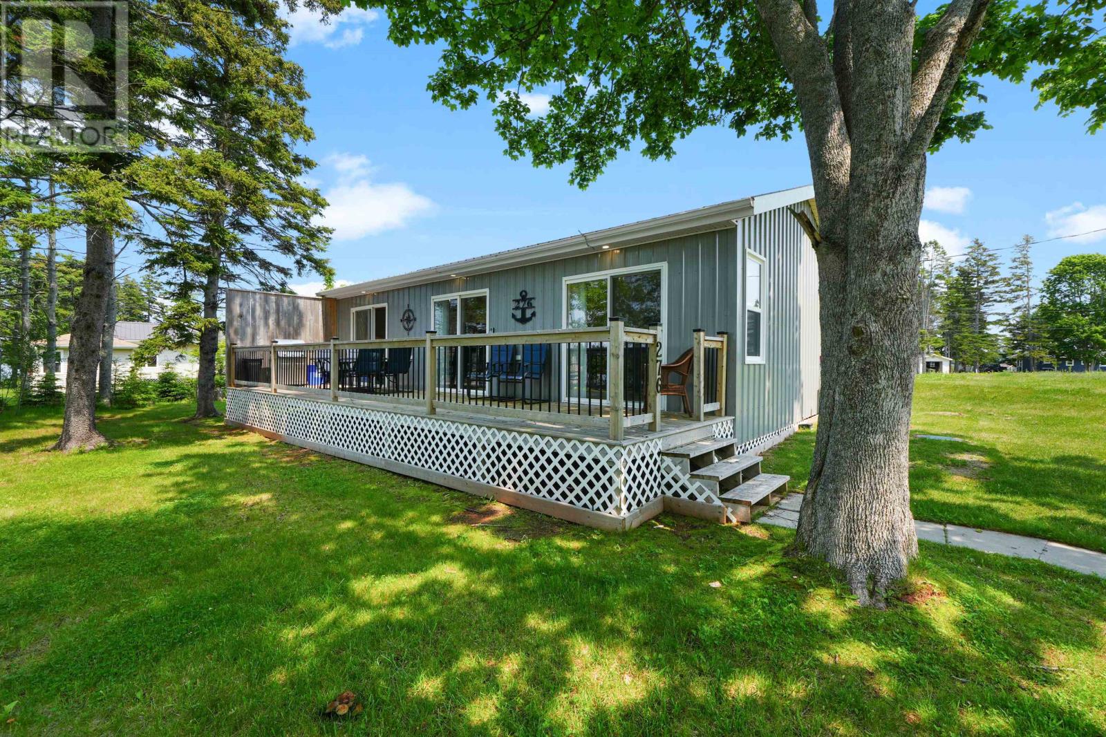 288 Spruce Way Property Photo 39