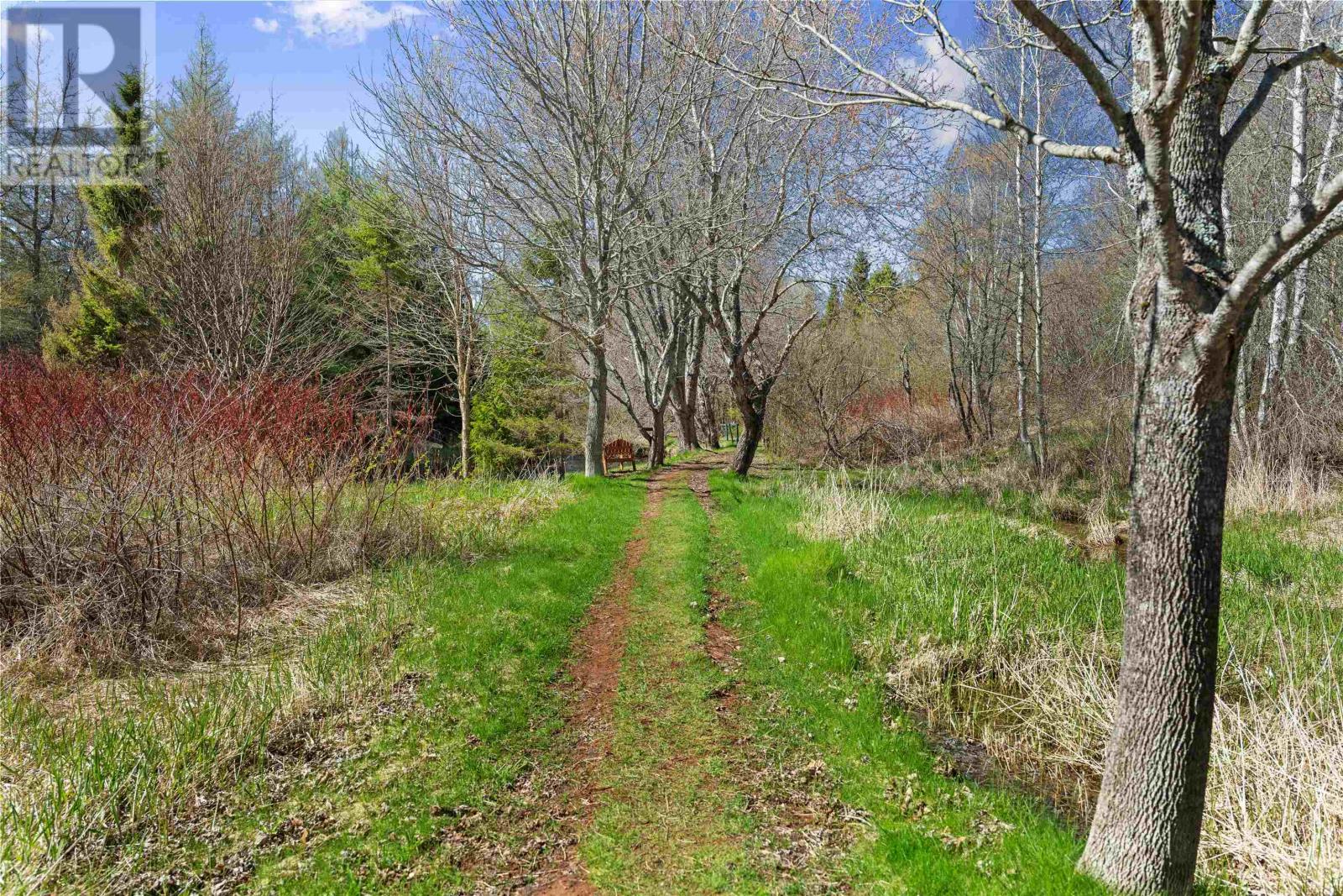 37013 Western Road Property Photo 23