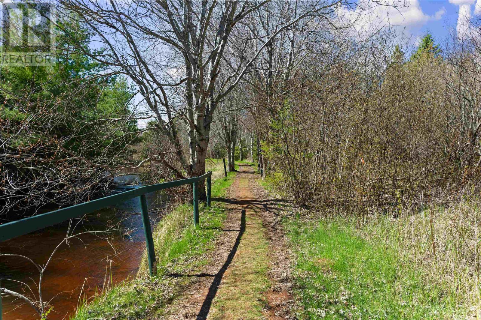 37013 Western Road Property Photo 25