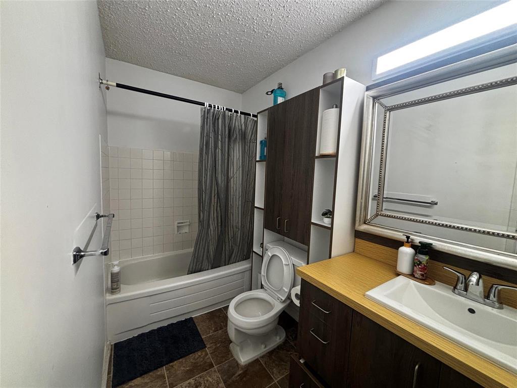 43 35 Wynford Drive Property Photo 15