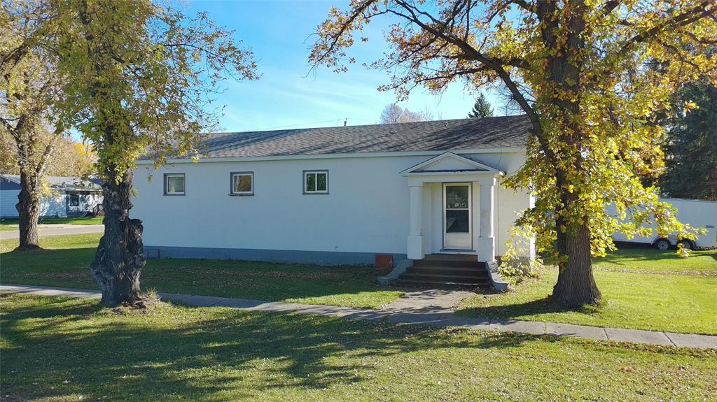 230 2nd Avenue Property Photo 1