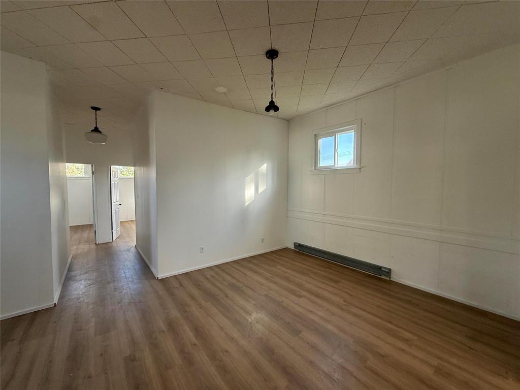 230 2nd Avenue Property Photo 6