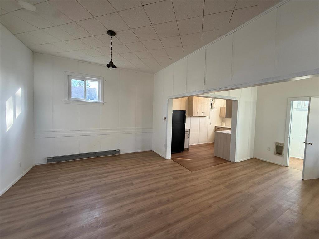 230 2nd Avenue Property Photo 7