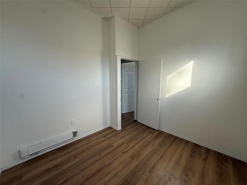 230 2nd Avenue Property Photo 14