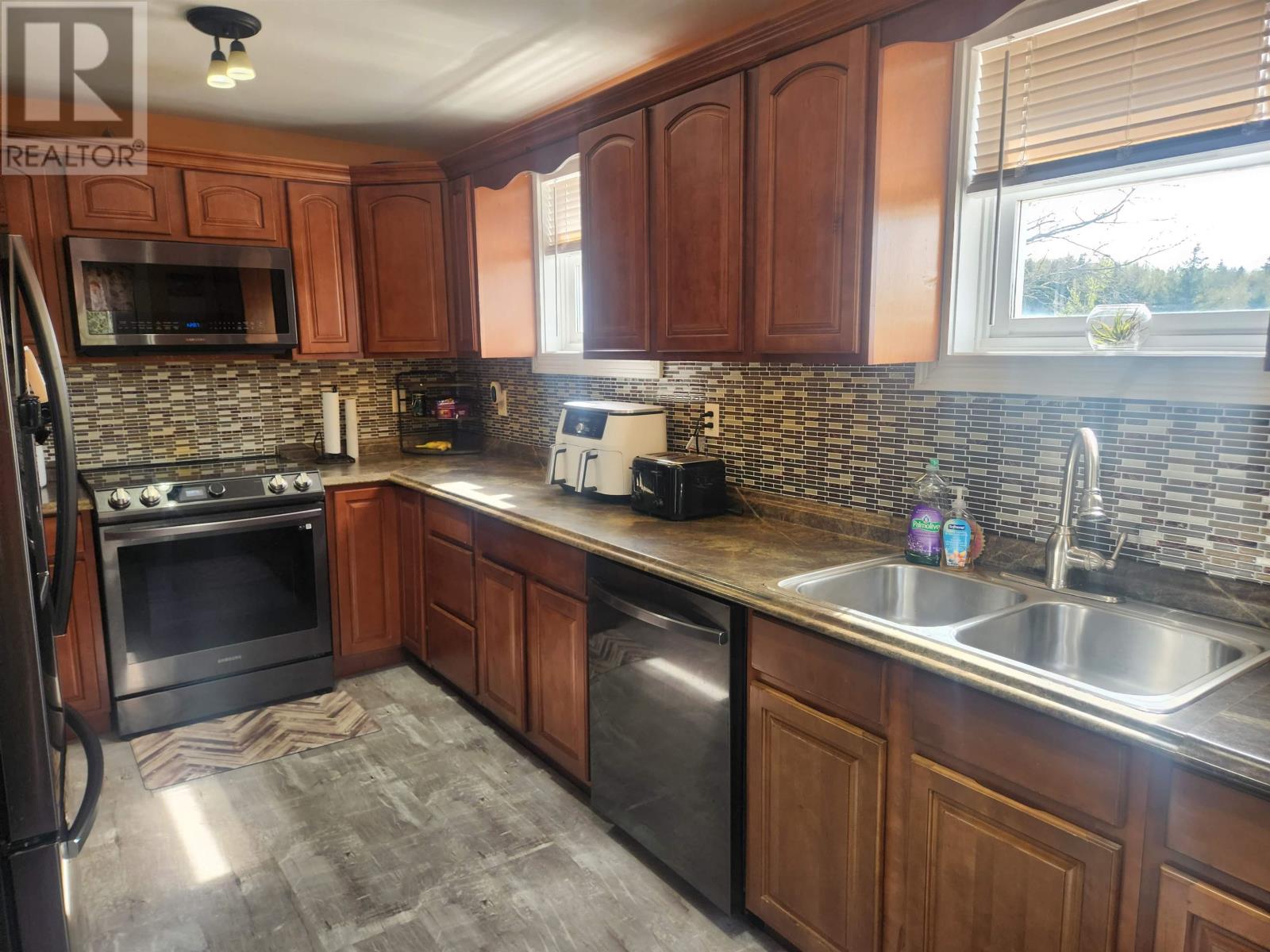 4515 Rte 225 Property Photo 6
