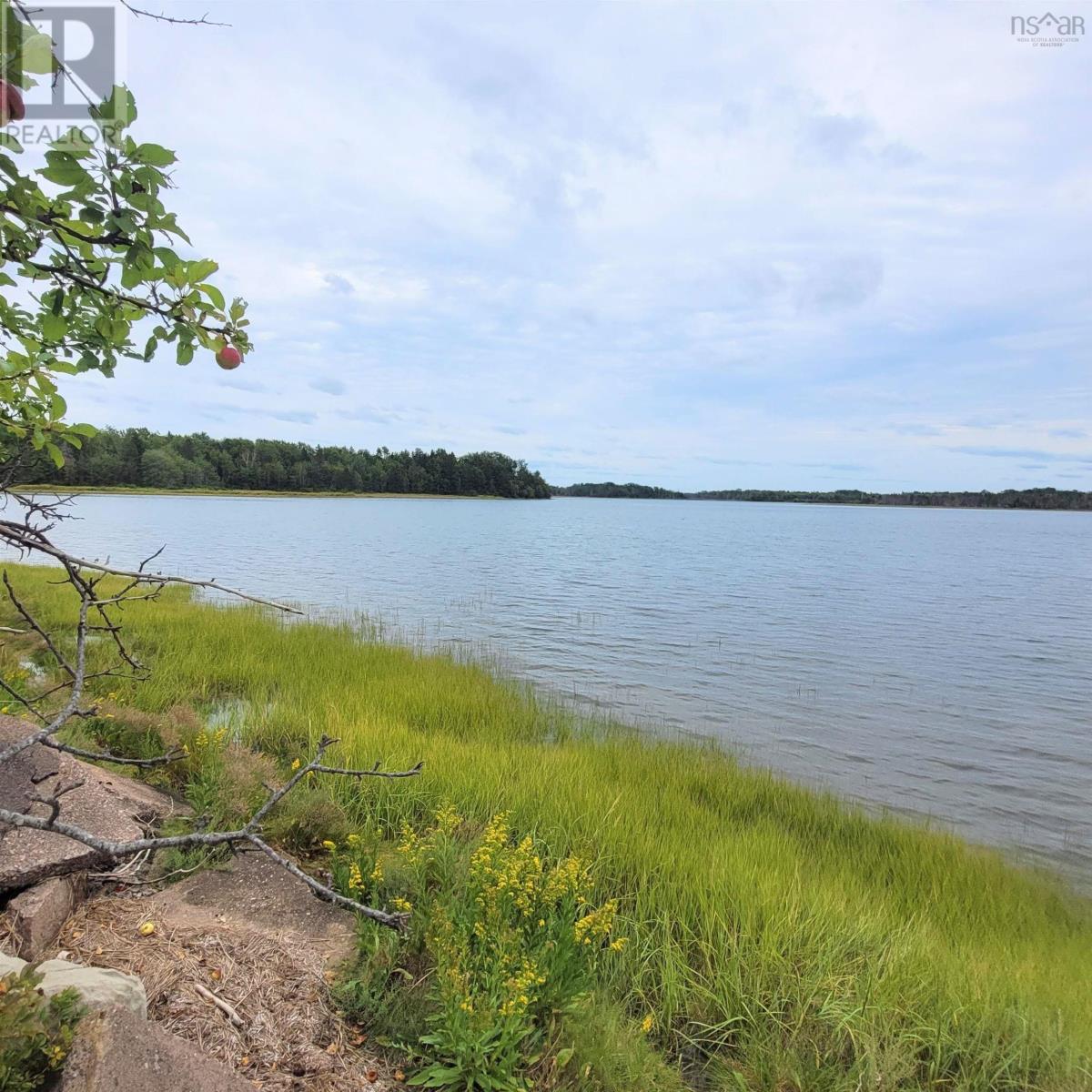 432 Stewart Road Property Photo 8