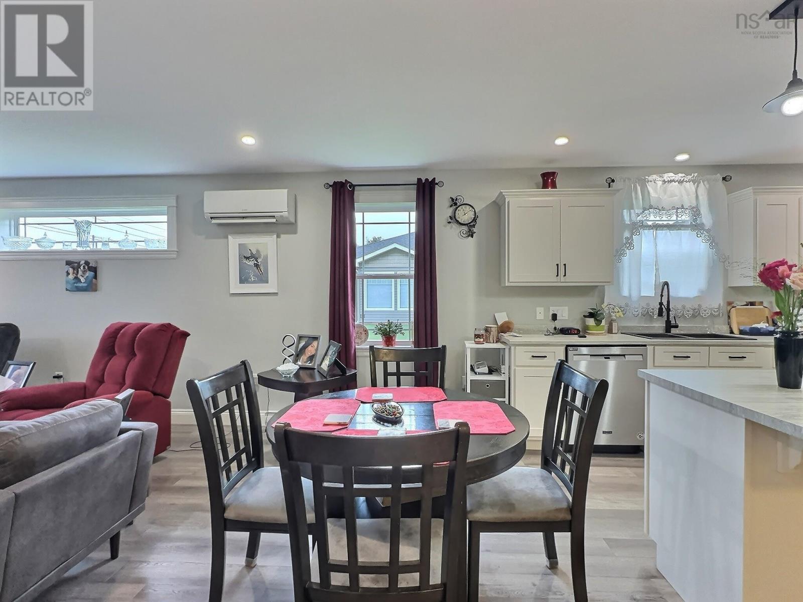 24 Eagleview Drive Property Photo 8