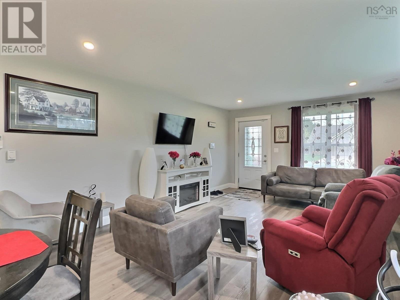 24 Eagleview Drive Property Photo 11
