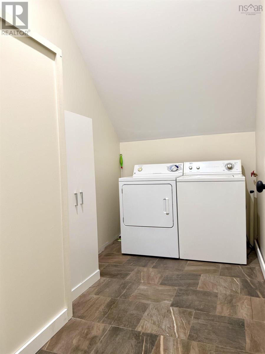 152 Main Street Property Photo 38