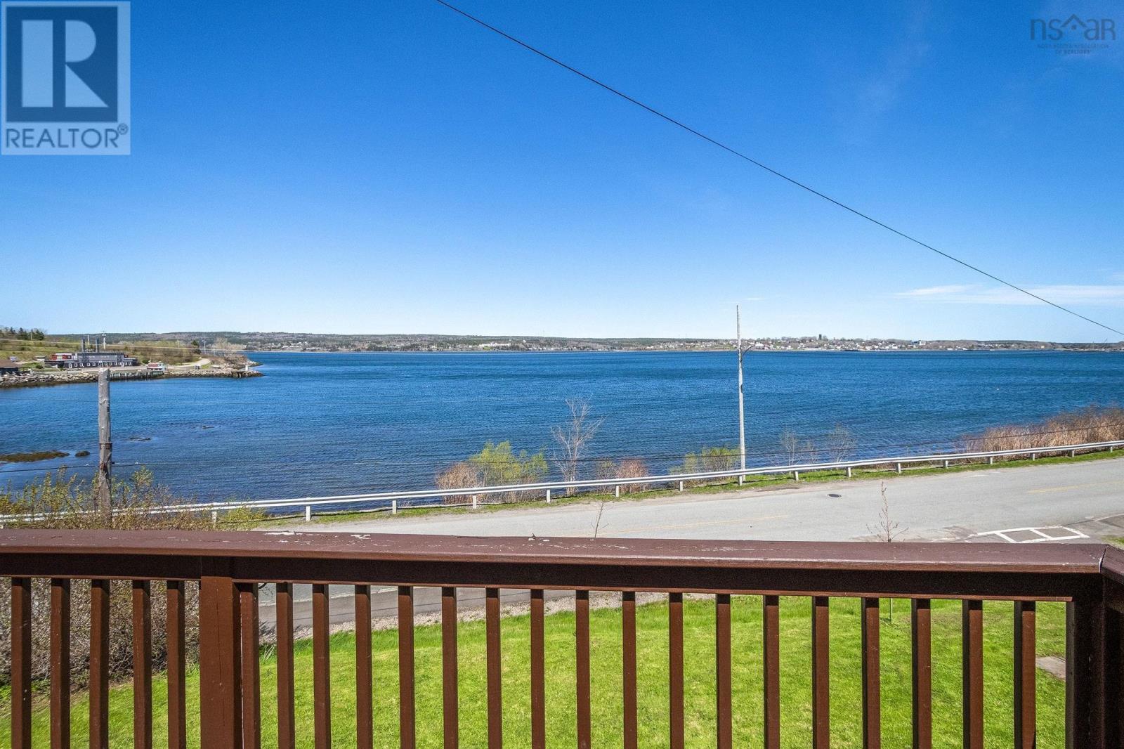 7 Dale Avenue Property Photo 2