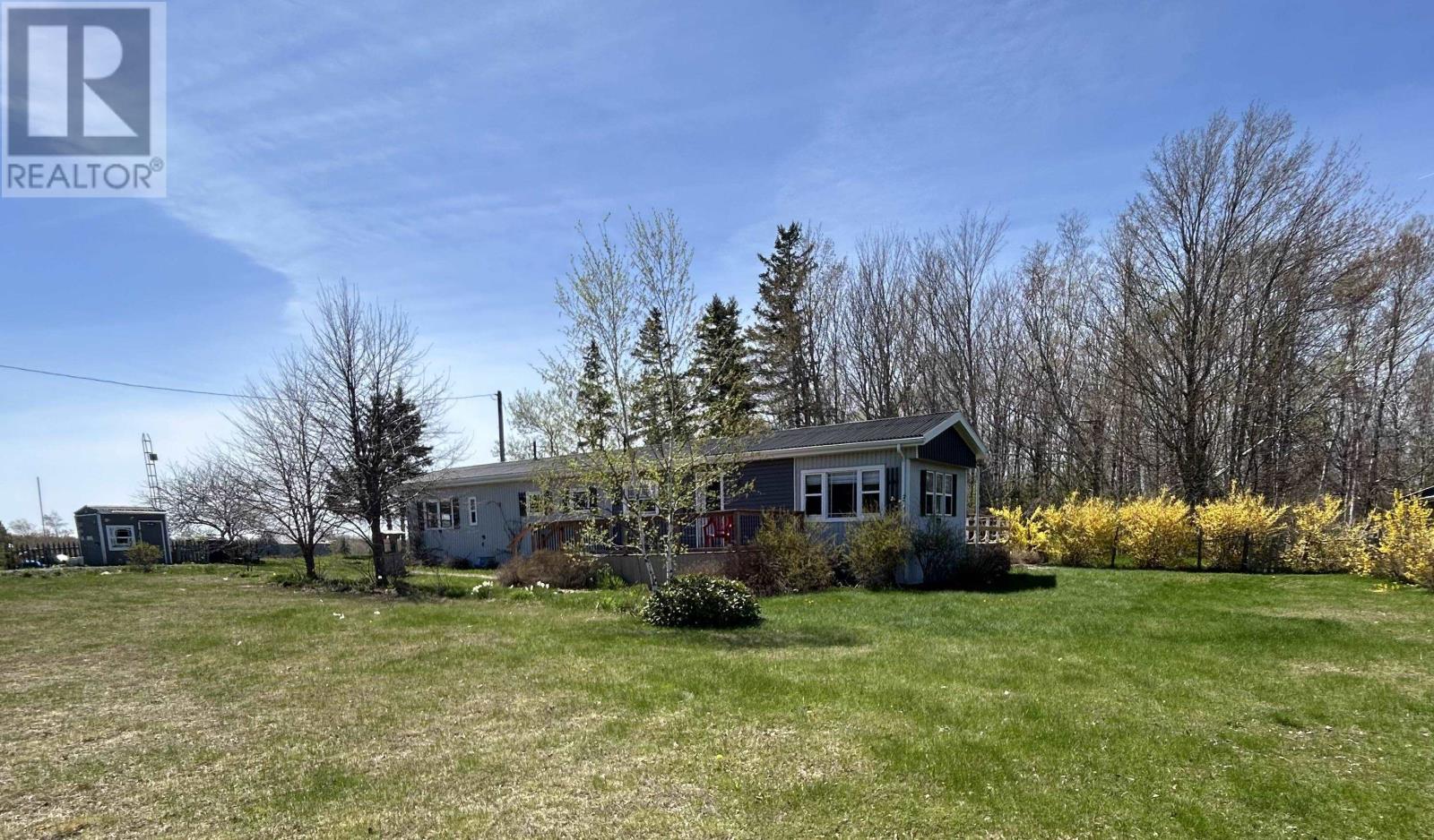2145 Strathcona Road Property Photo 1