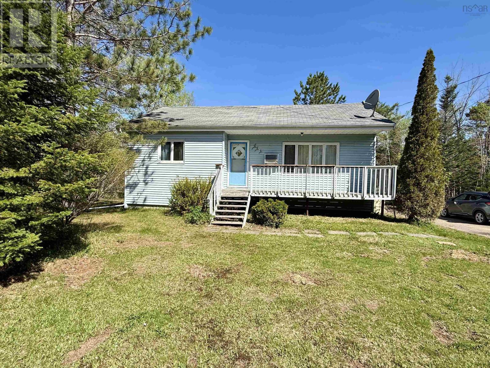 7427 Highway 14