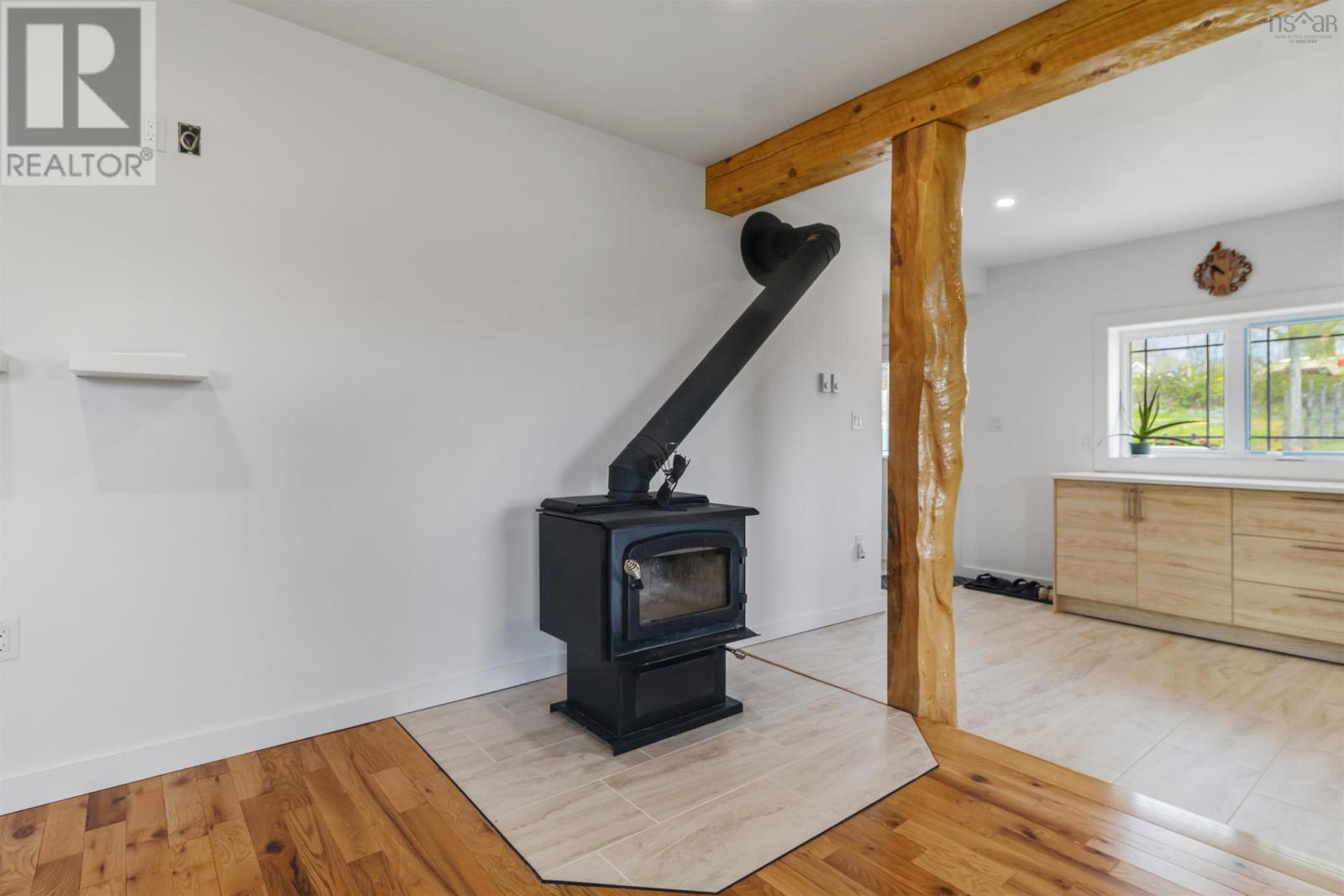 42 Cornwall Road Property Photo 15