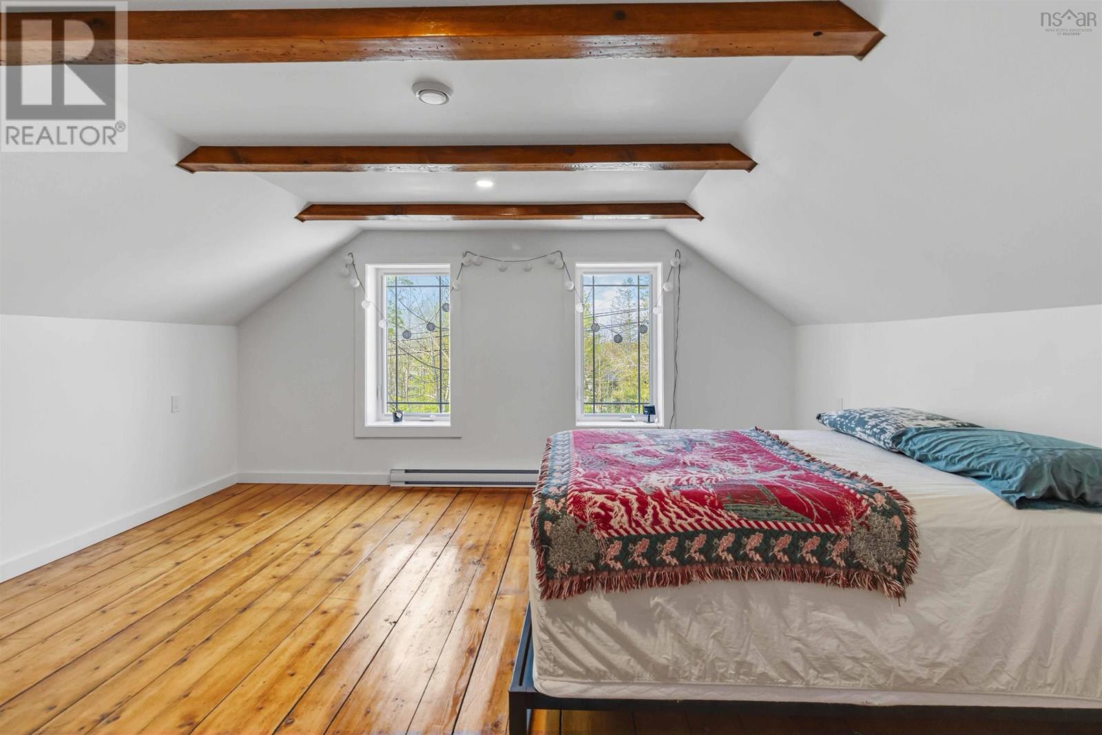 42 Cornwall Road Property Photo 25
