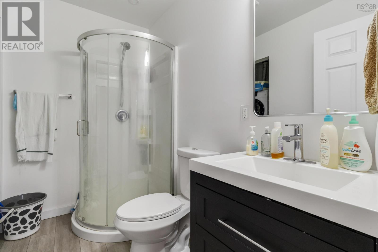 42 Cornwall Road Property Photo 33