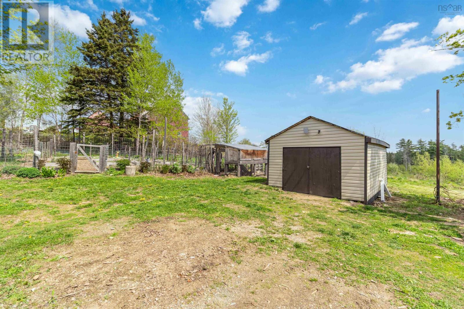 42 Cornwall Road Property Photo 45