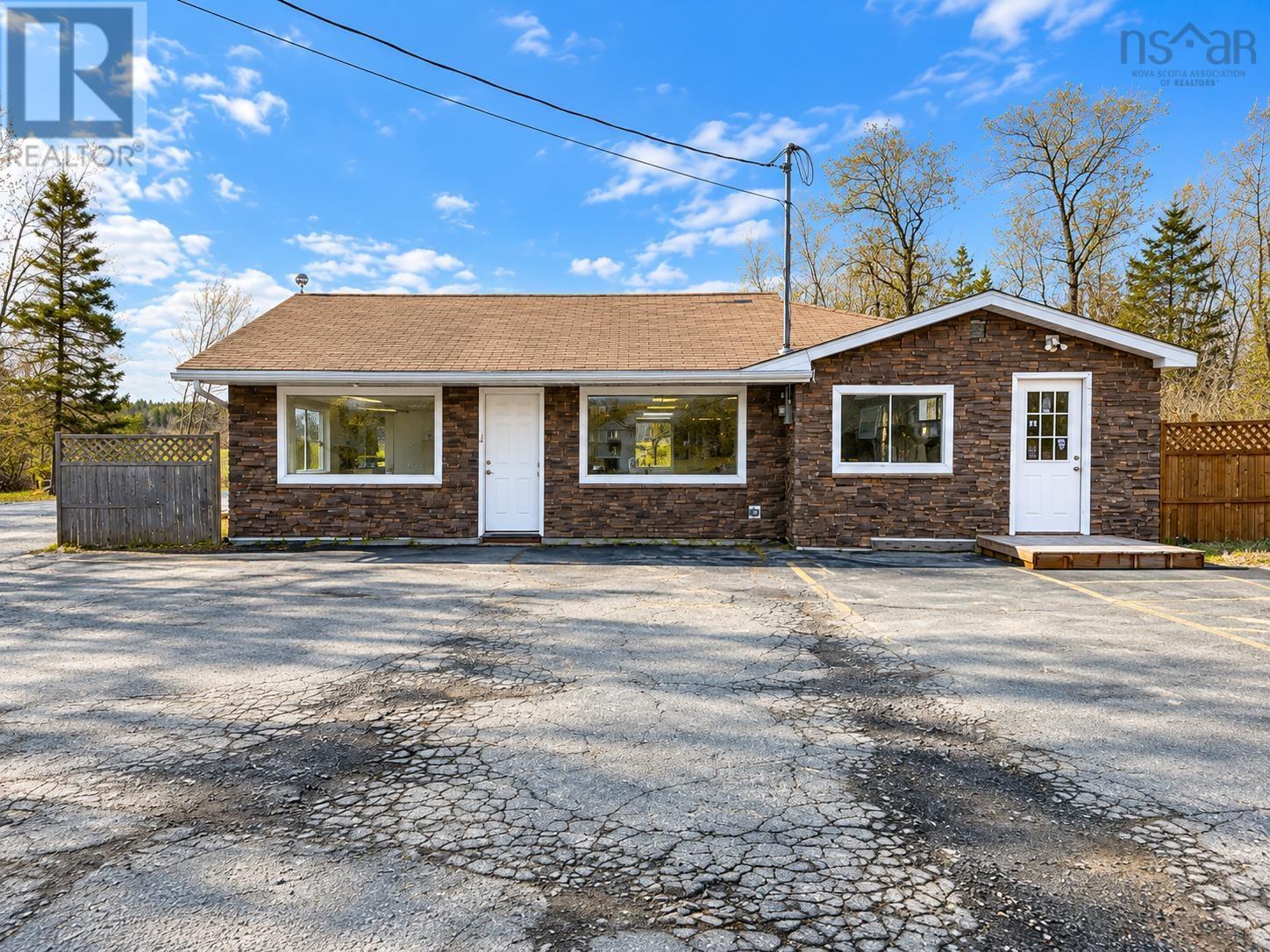 1323 Highway 2 Property Photo 2