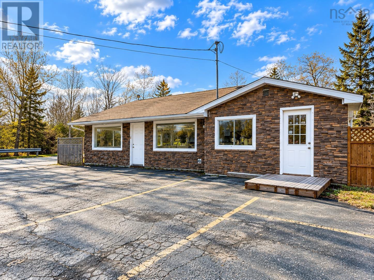 1323 Highway 2 Property Photo 3