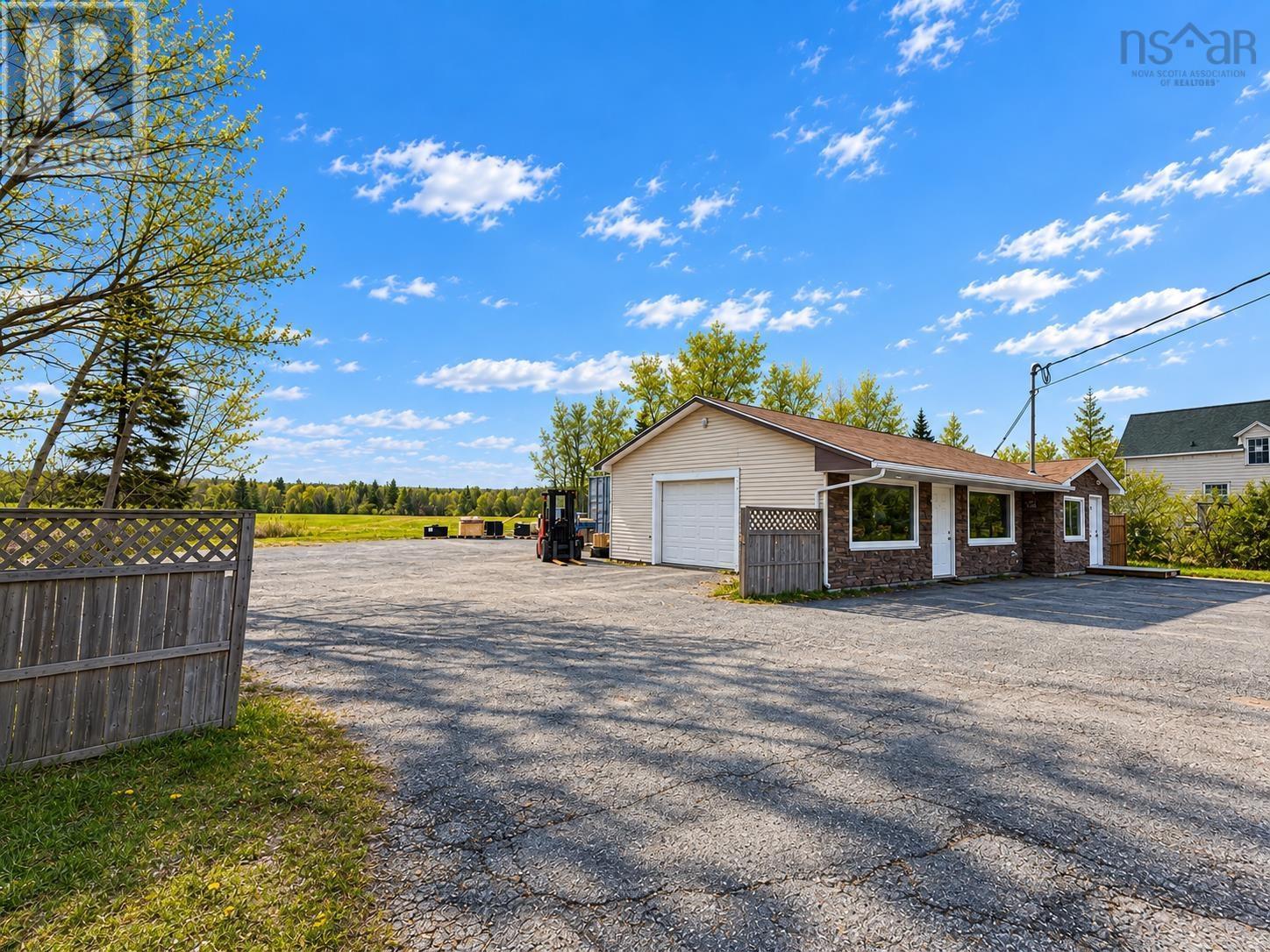 1323 Highway 2 Property Photo 4