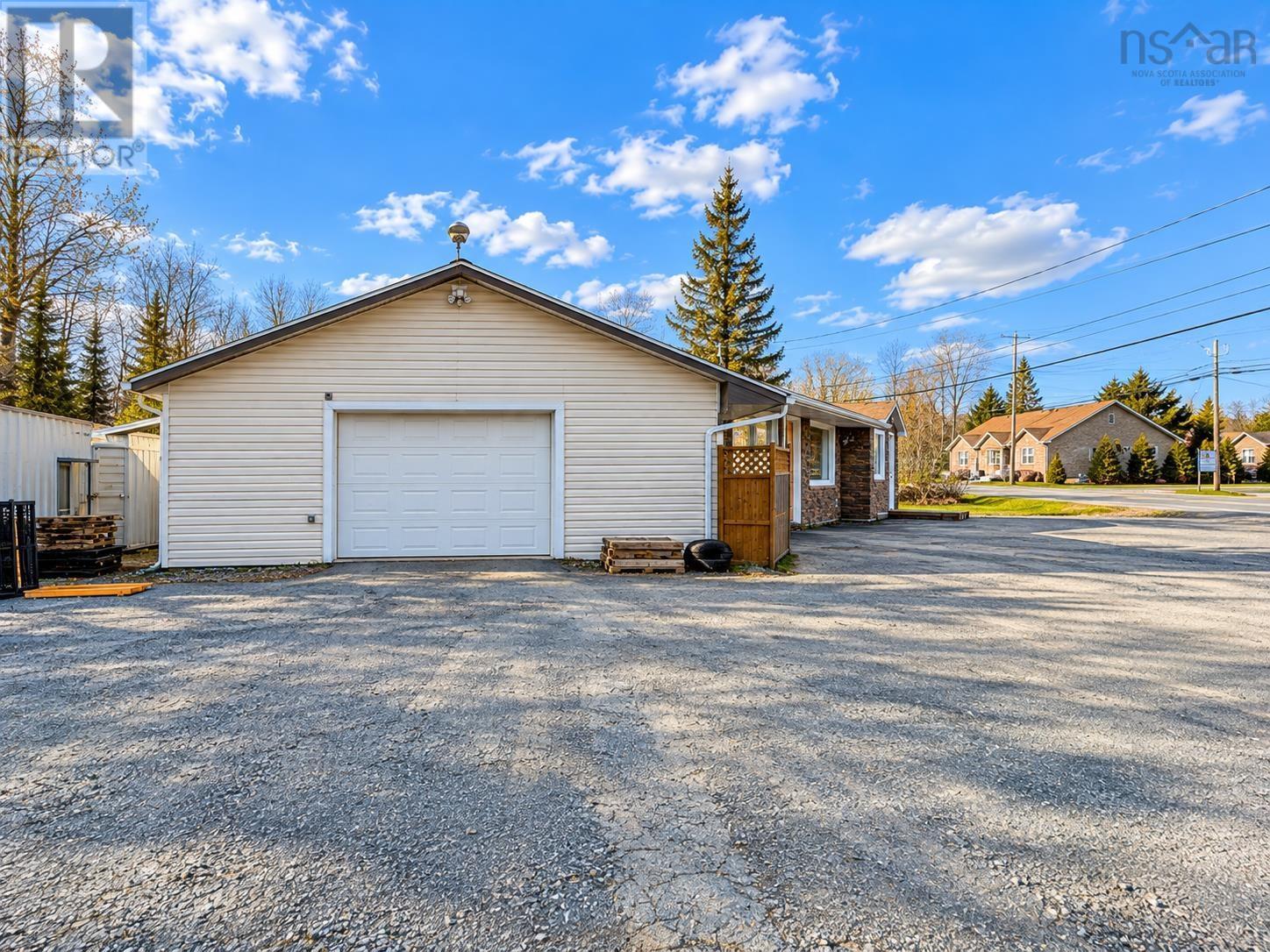 1323 Highway 2 Property Photo 5