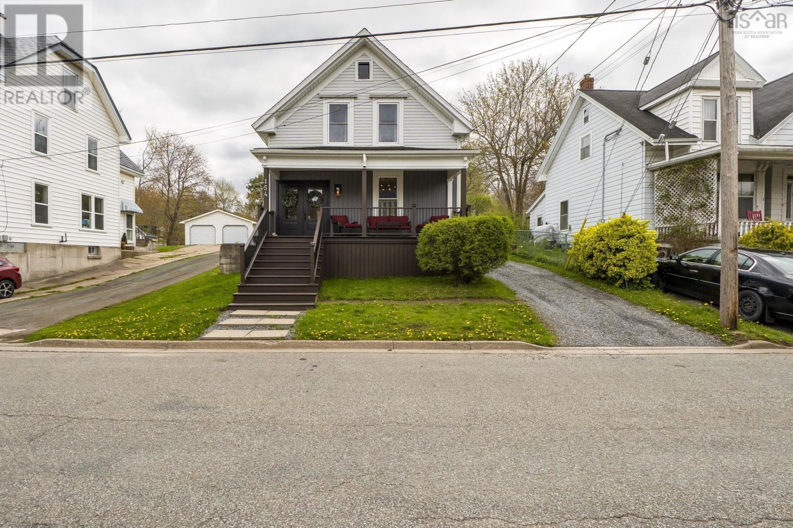 154 Chestnut Street Property Photo 1
