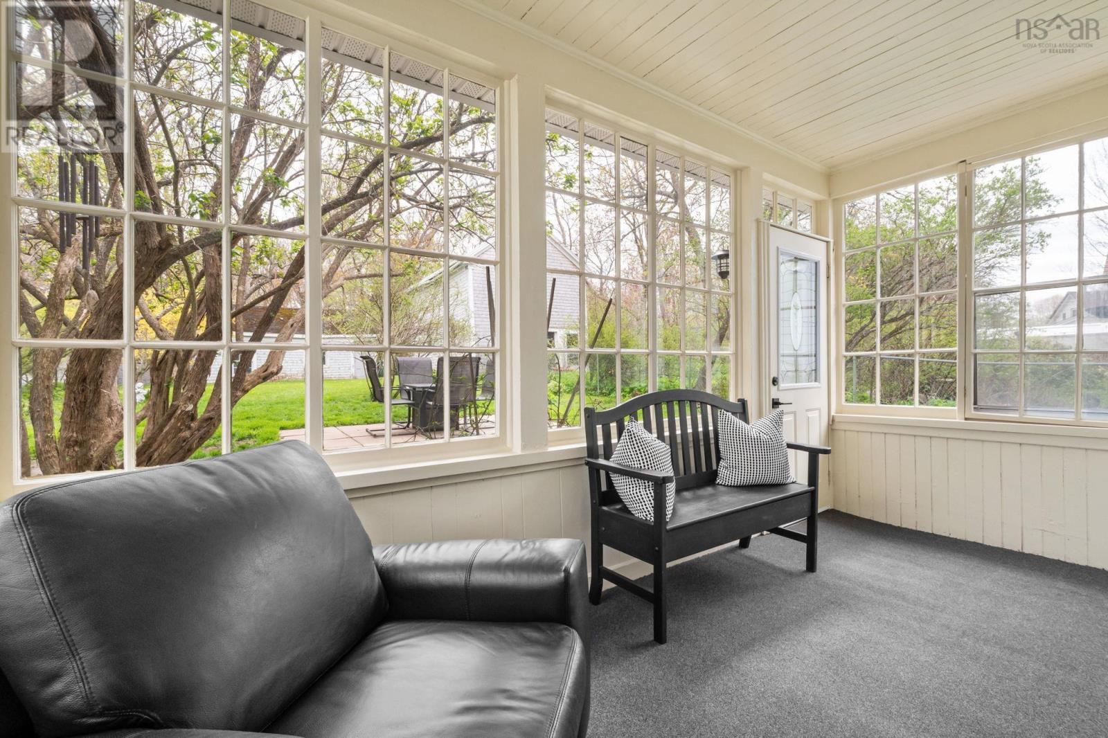 154 Chestnut Street Property Photo 24