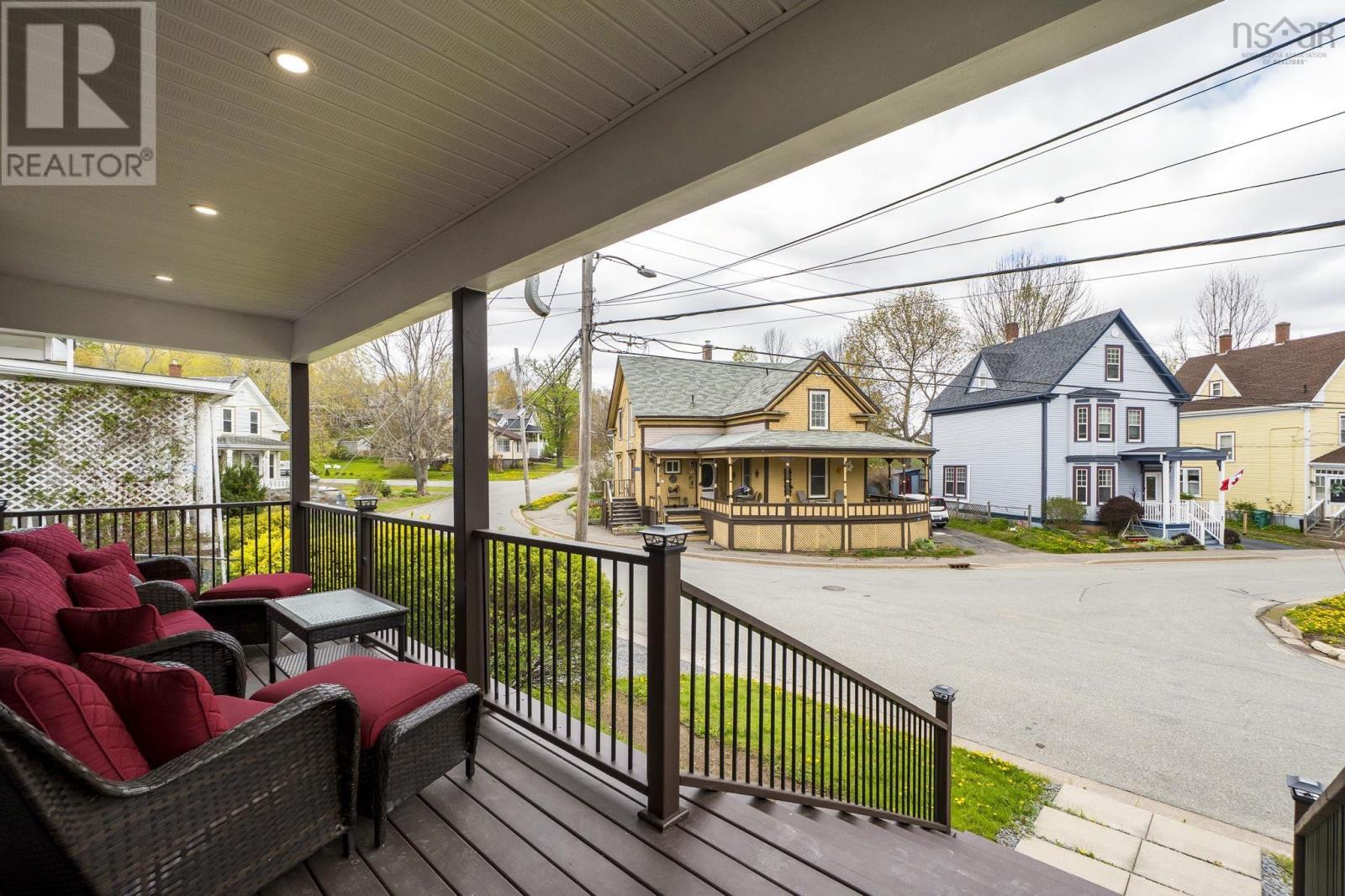 154 Chestnut Street Property Photo 27