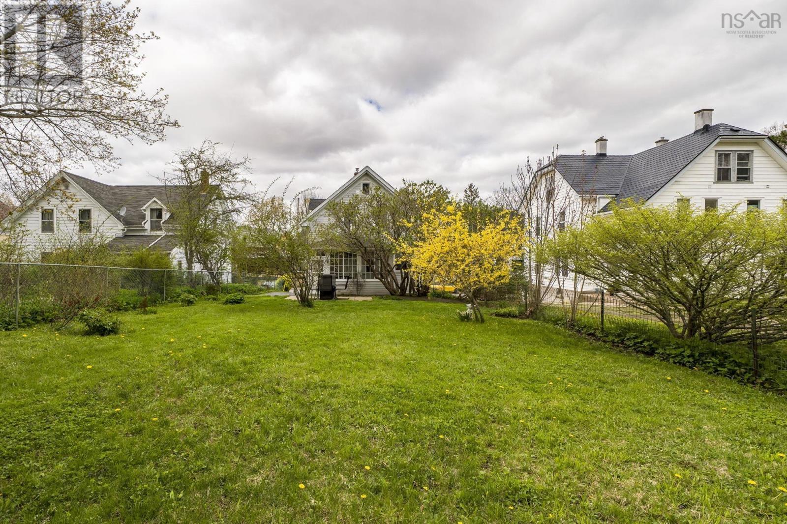 154 Chestnut Street Property Photo 31