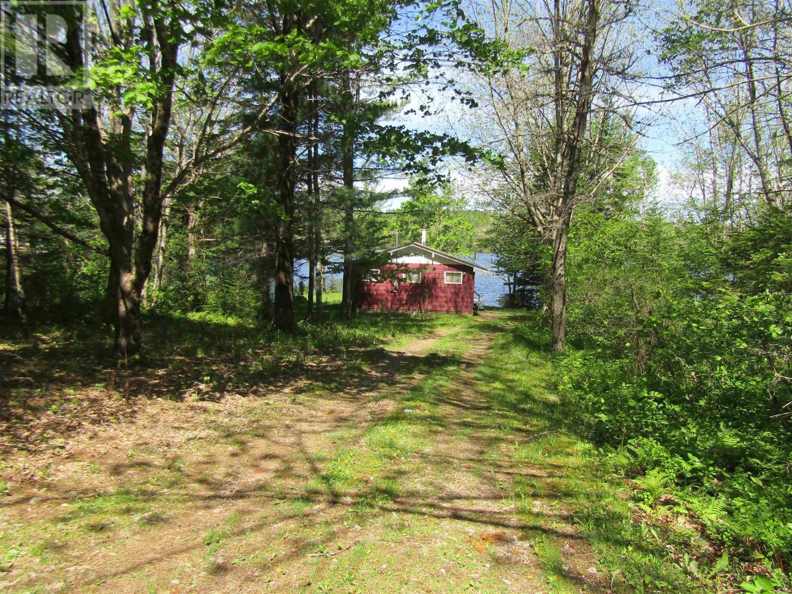 70 Sefferns Lake Drive Property Photo 16