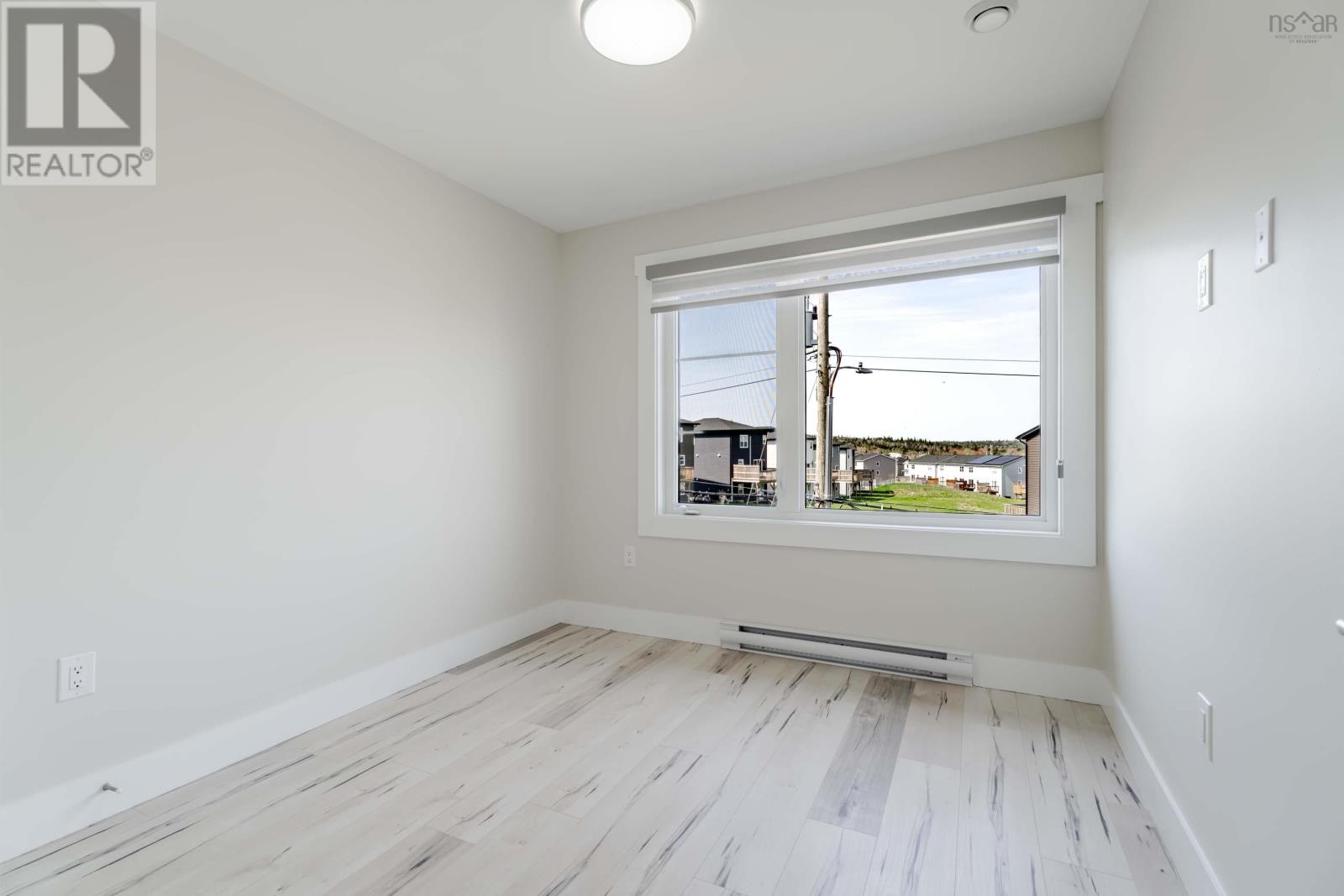 19 Flatrock Crescent Property Photo 23