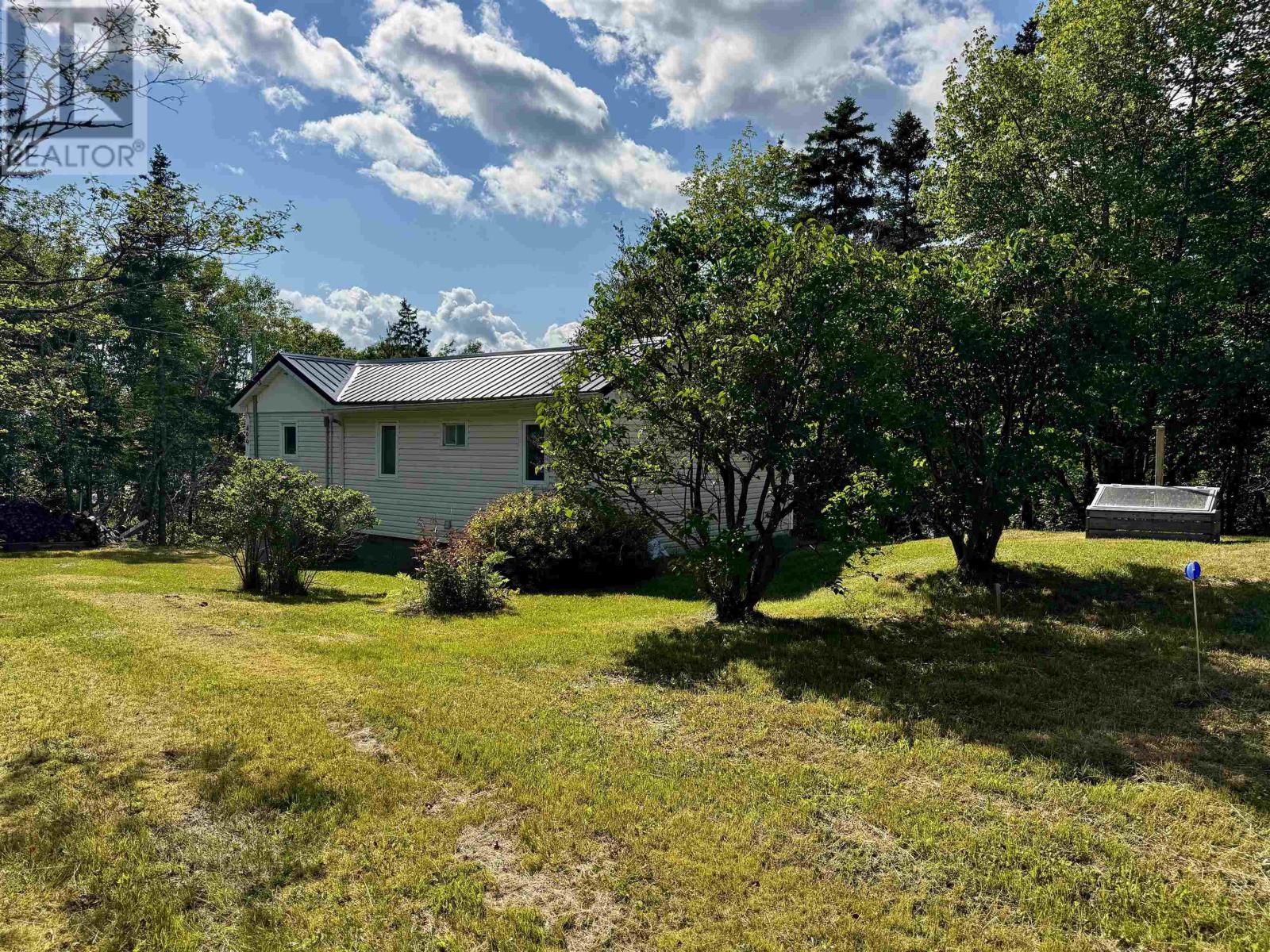 499 Corbetts Cove Rd. Property Photo 8