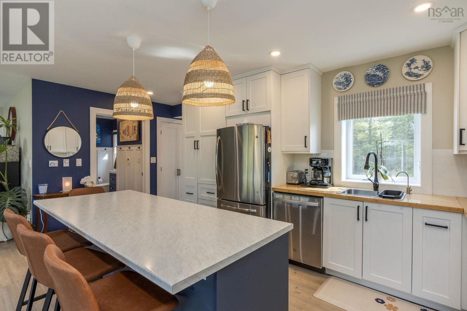 8 Alexander Avenue Property Photo 5
