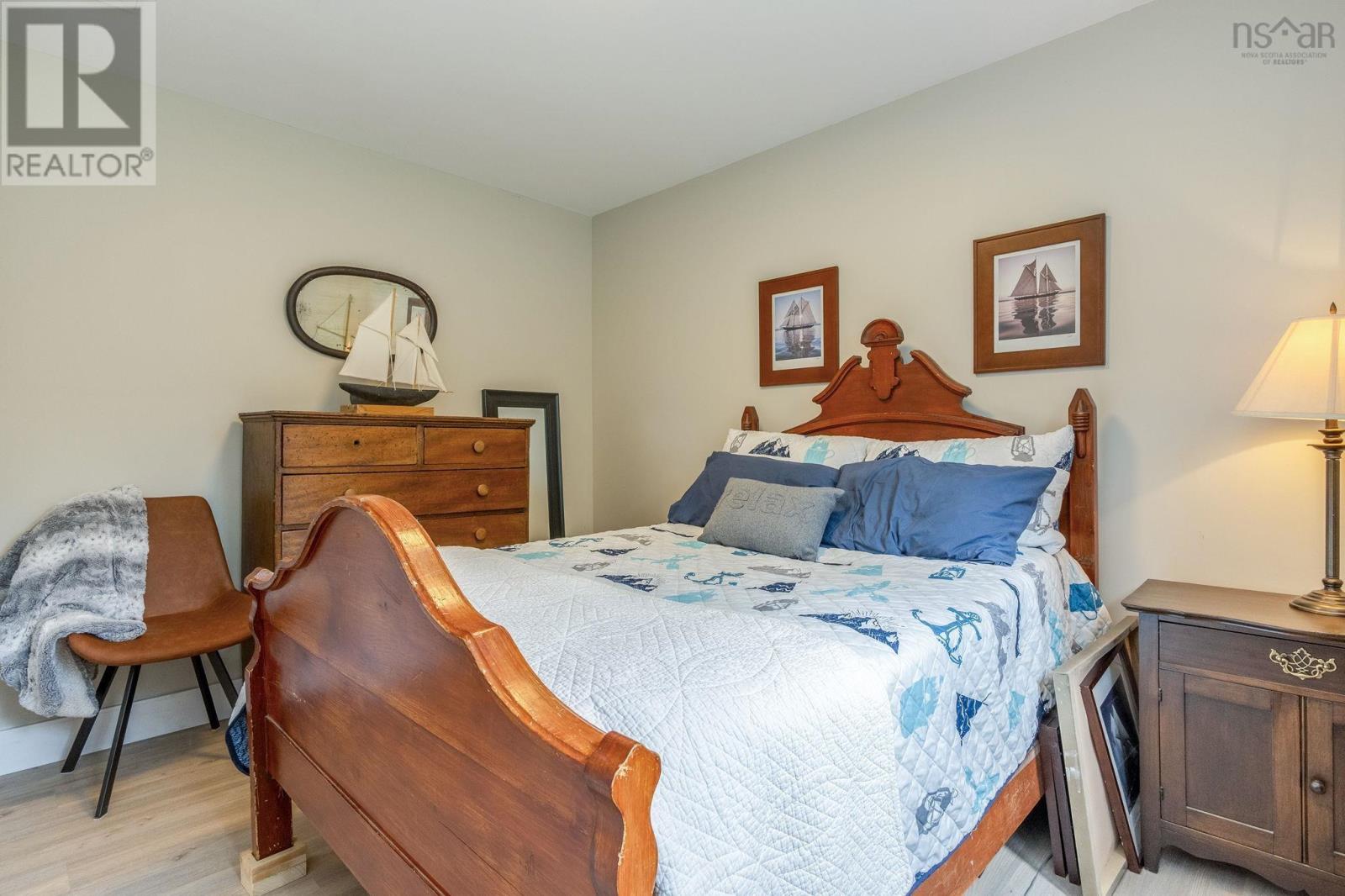 8 Alexander Avenue Property Photo 15