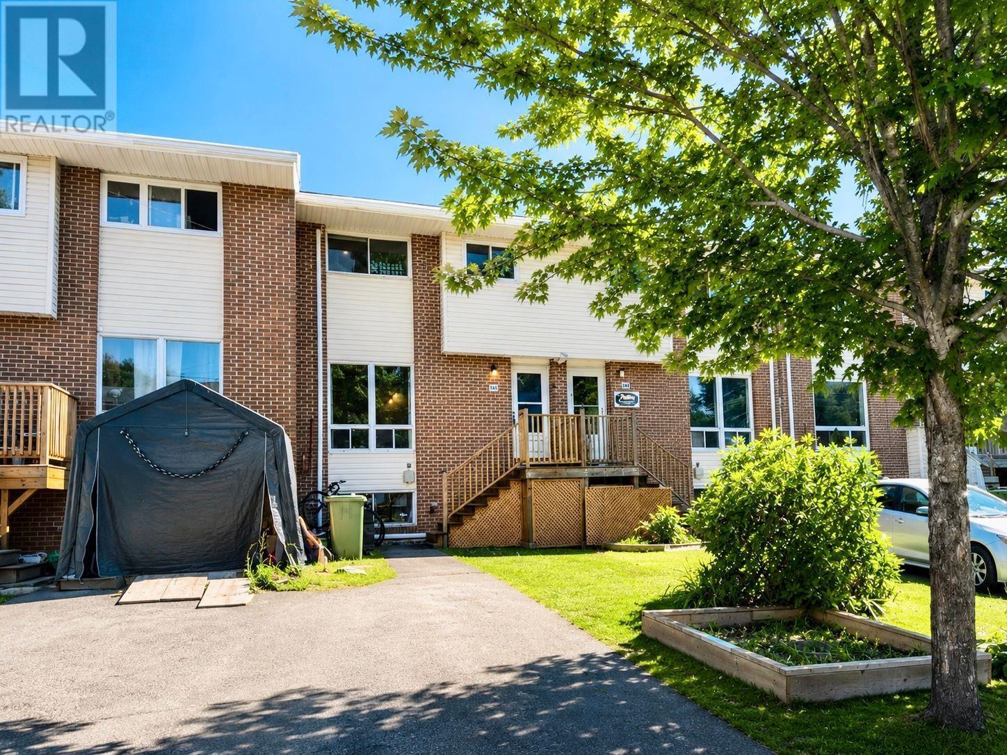 541 Arklow Drive