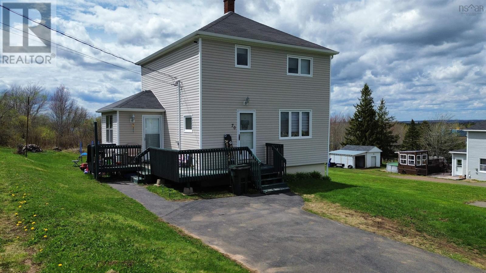 70 Wolsley Street Property Photo 2